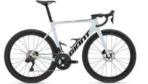 GIANT Propel Advanced 1 in Weiss und Dragonfly